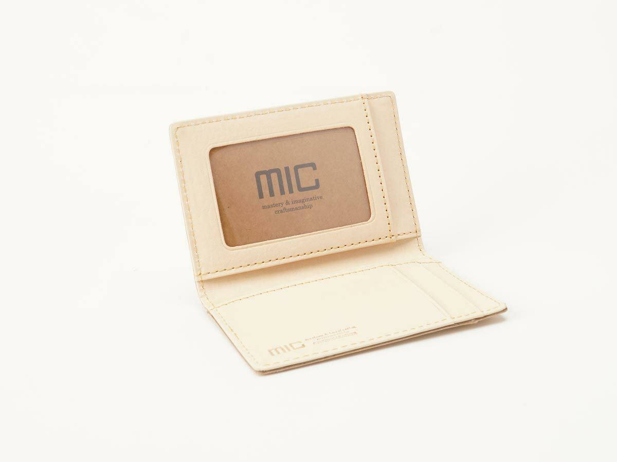 ナチュラルヌメ　パスカード入れ