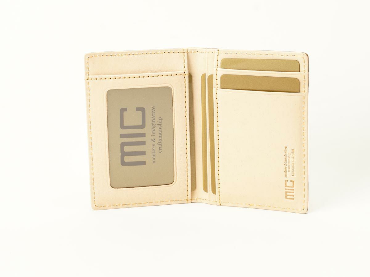 ナチュラルヌメ　パスカード入れ