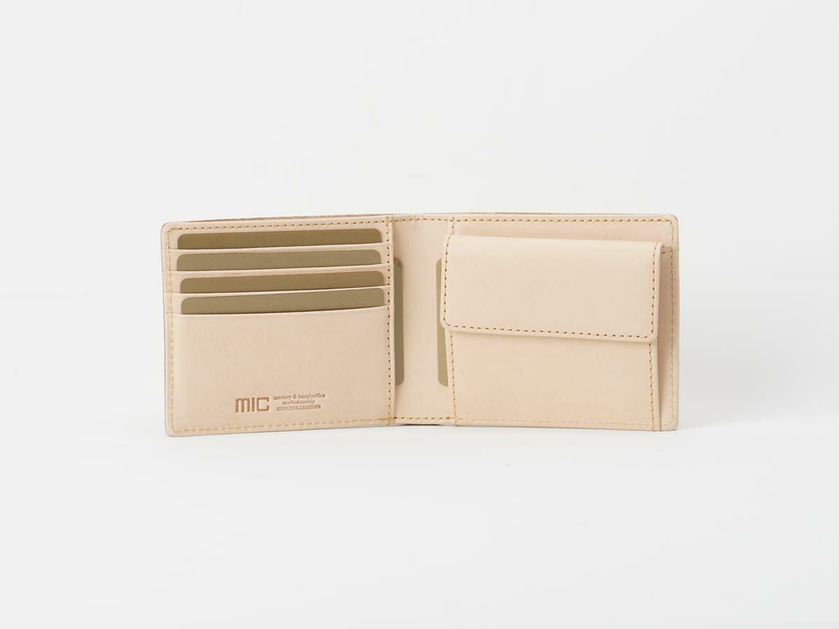 ナチュラルヌメ　二つ折り財布(小銭入れ付き)