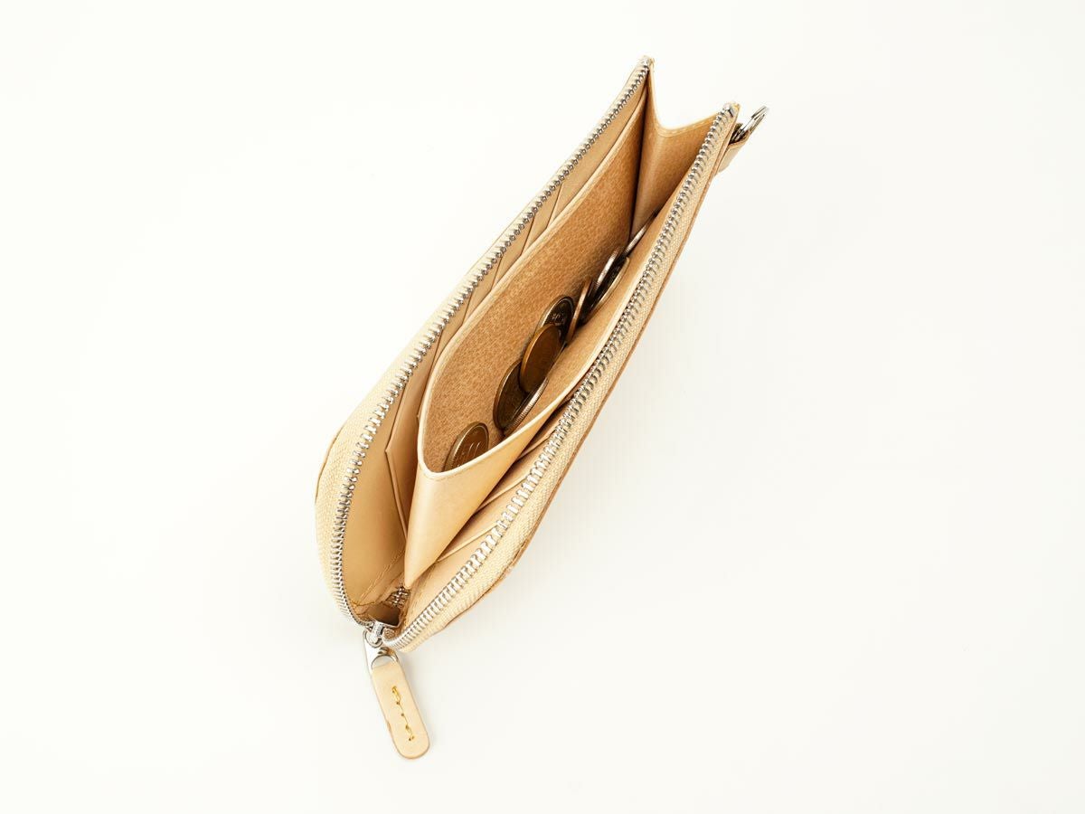 ナチュラルヌメ　ヒップポケットL字ファスナー長財布