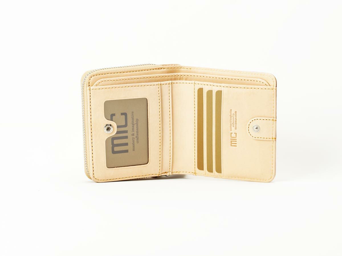 ナチュラルヌメ　ミニマルチウォレット