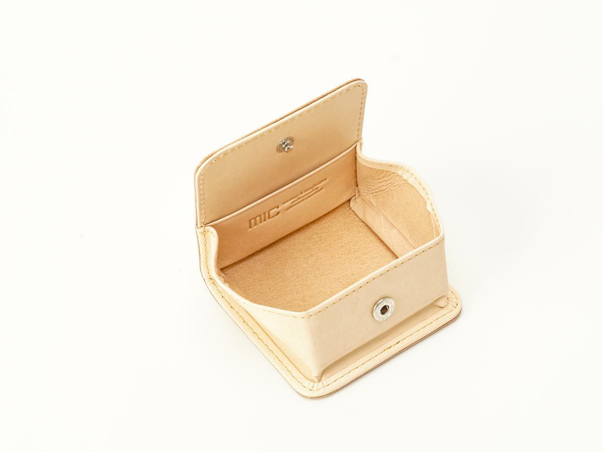 ナチュラルヌメ　ボックス小銭入れ