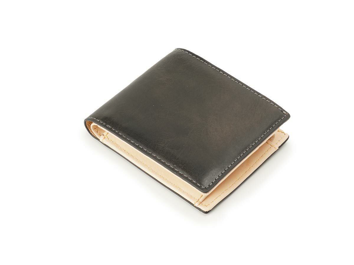 バグッダ　二つ折り革財布（小銭入れ付き）