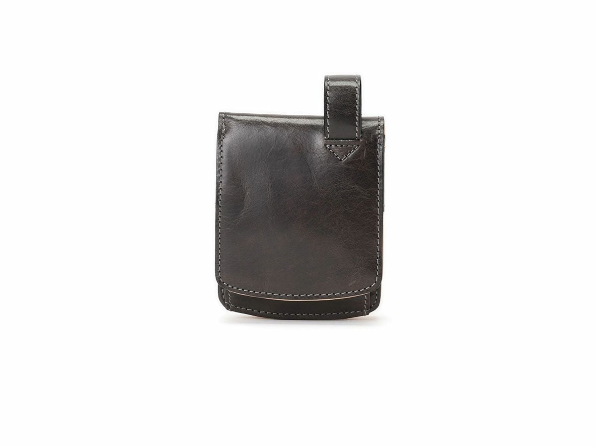 バグッダ　外ボックス小銭入れヒップポケット革財布｜ブラック