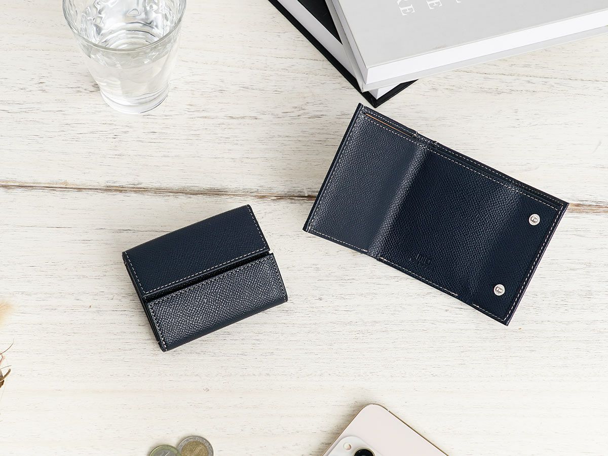 エンボス　スーパーコンパクト札入れ