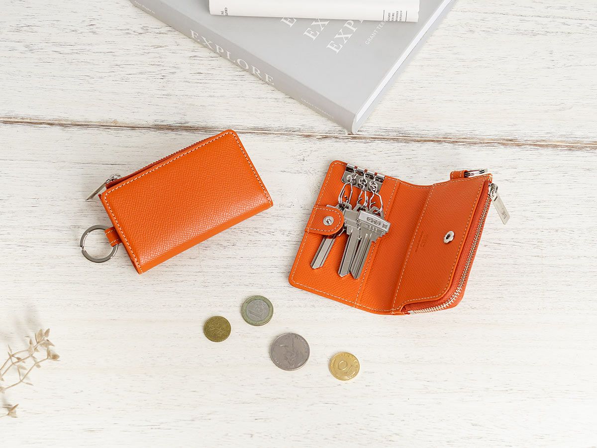 エンボス　L字ファスナー小銭入れ付きキーケース