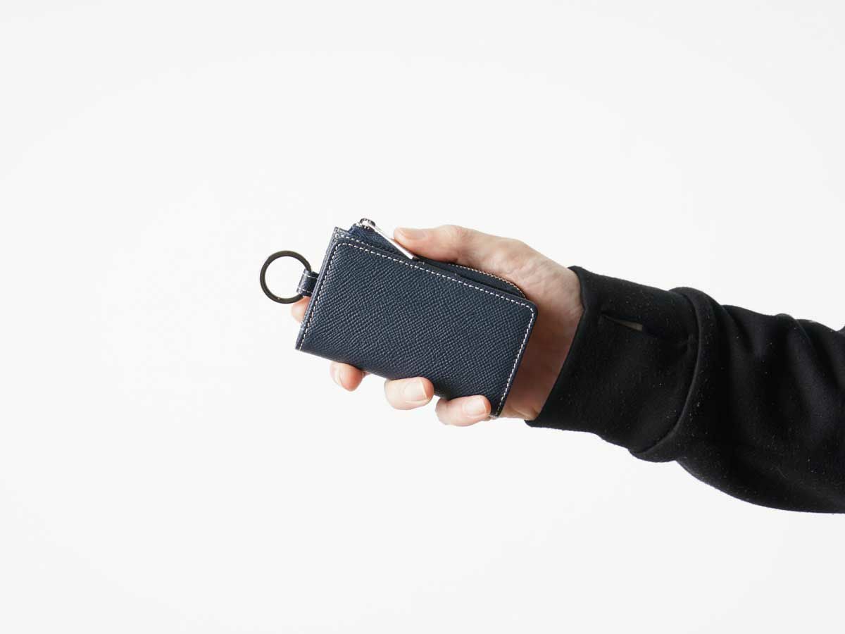 エンボス　L字ファスナー小銭入れ付きキーケース