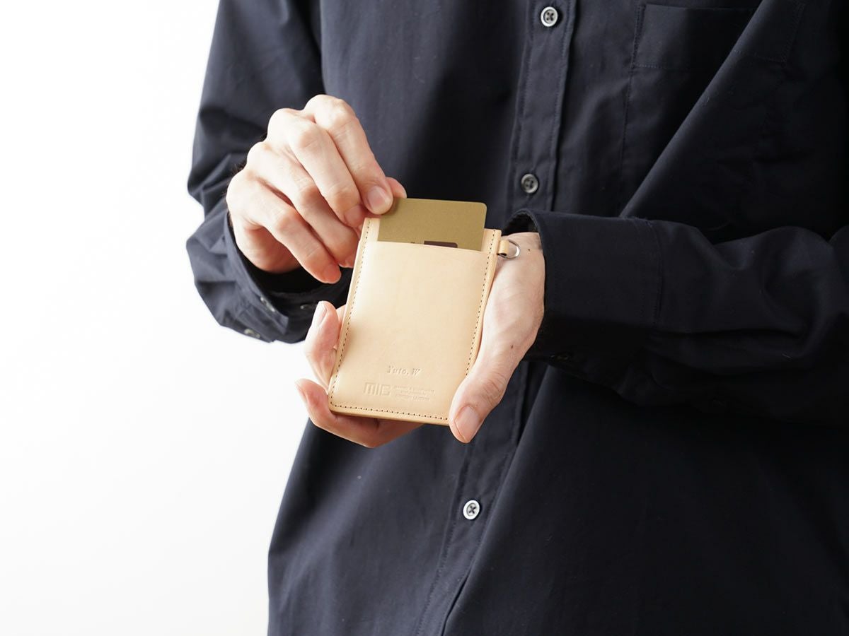 ナチュラルヌメ　パスケース