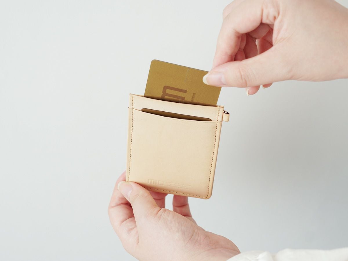 ナチュラルヌメ　パスケース