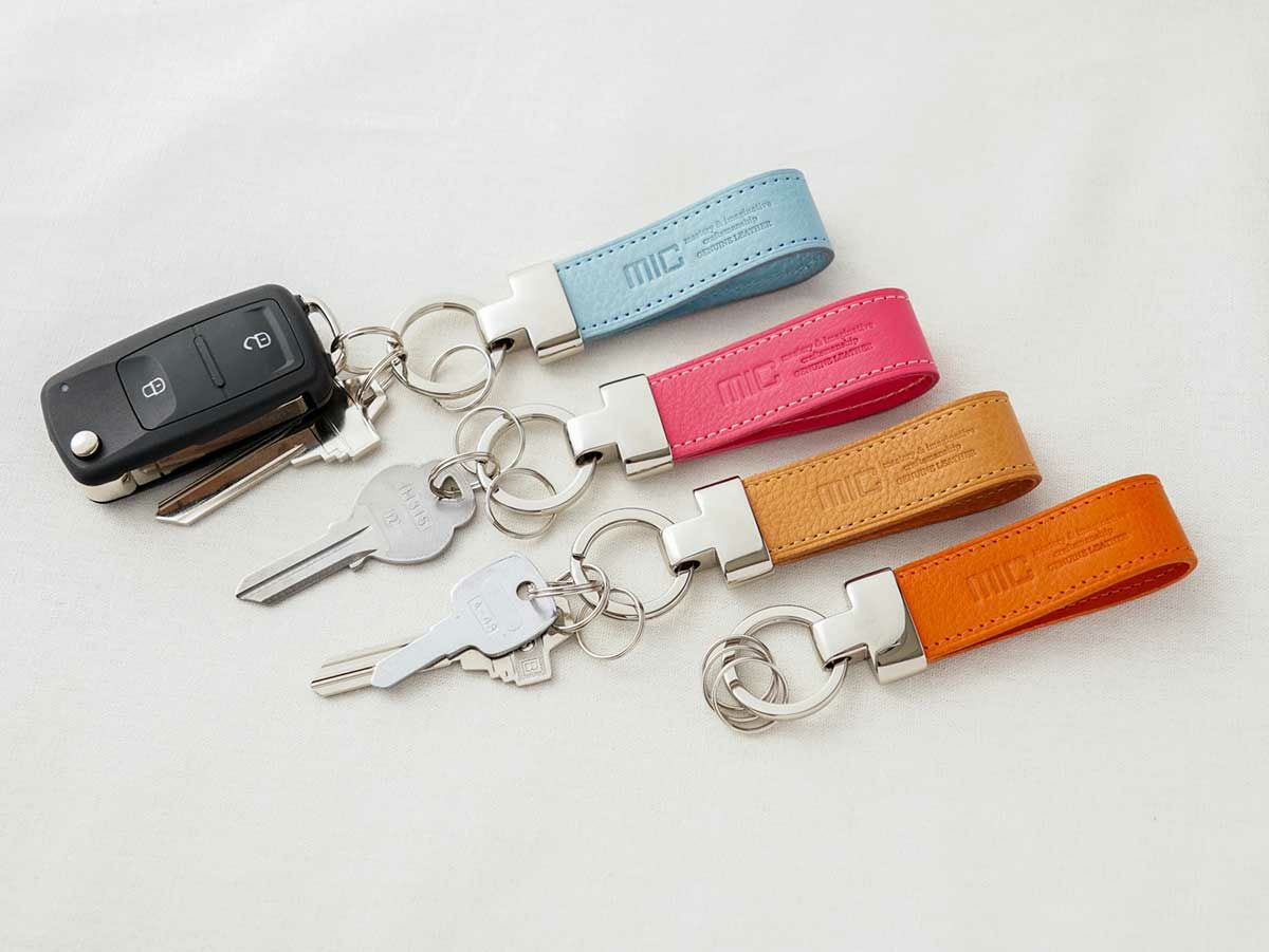 レザーキーホルダー