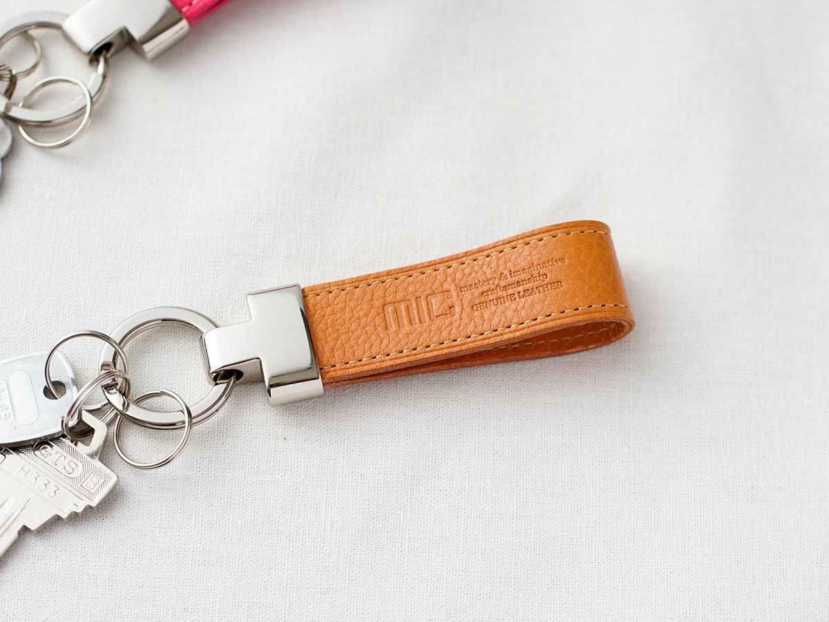 レザーキーホルダー