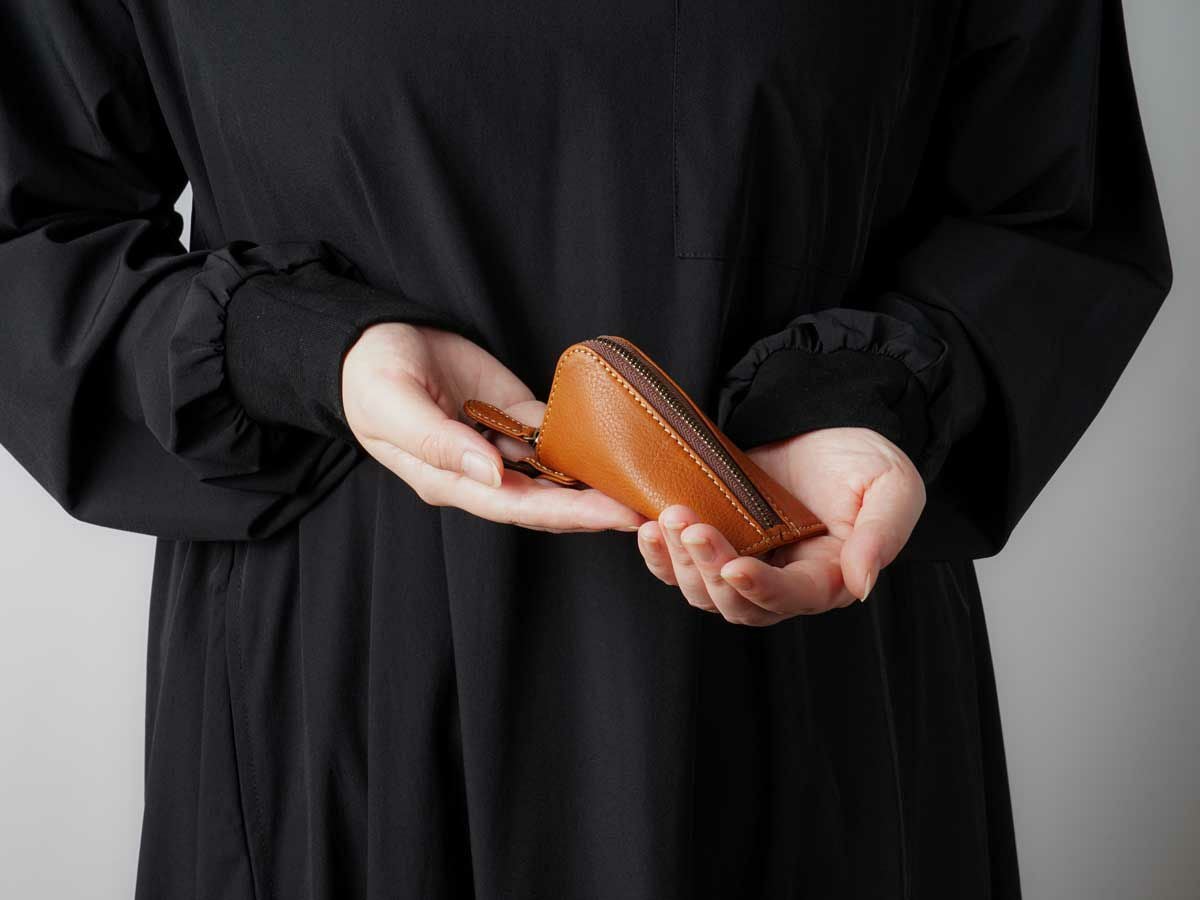 コルレオーネ　三角キーケース