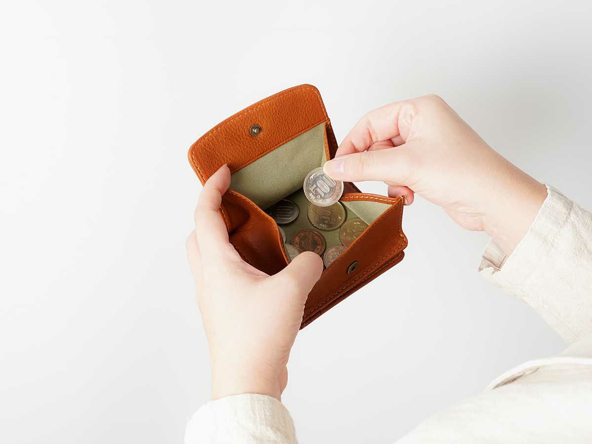 コルレオーネ　ボックス小銭入れ二つ折り財布