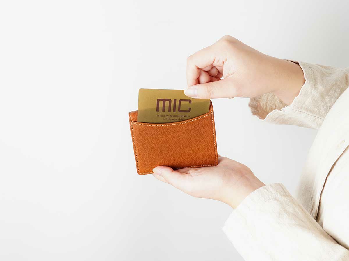 コルレオーネ　ボックス小銭入れ二つ折り財布