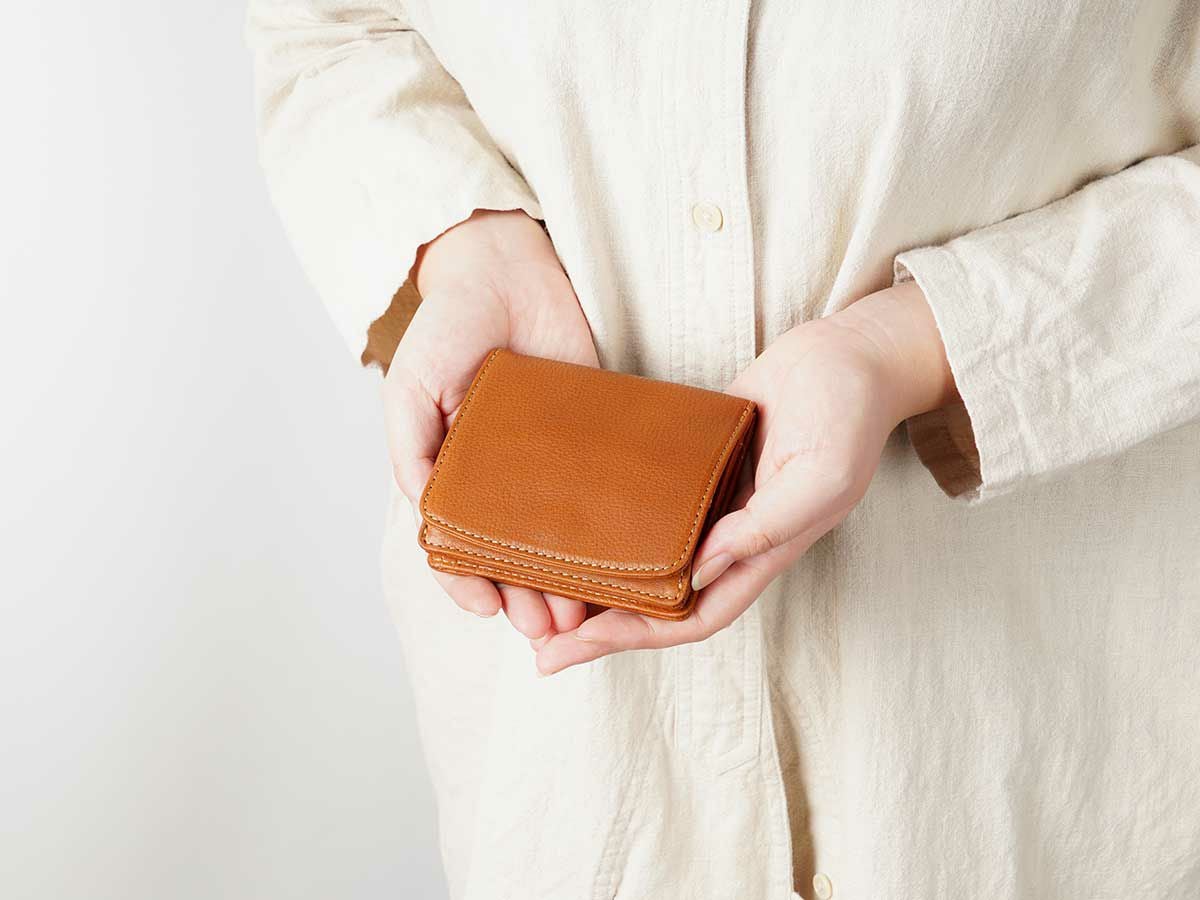 コルレオーネ　ボックス小銭入れ二つ折り財布