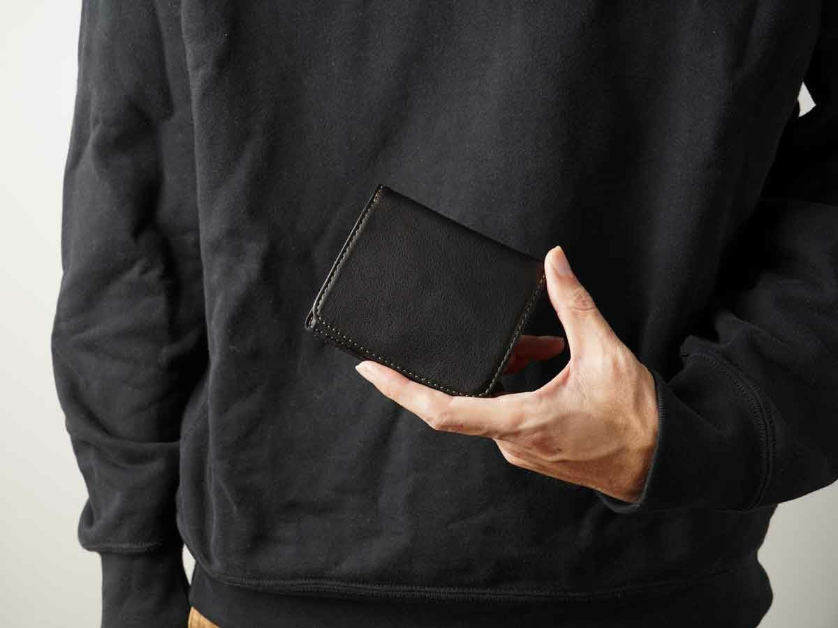 コルレオーネ　ボックス小銭入れ二つ折り財布