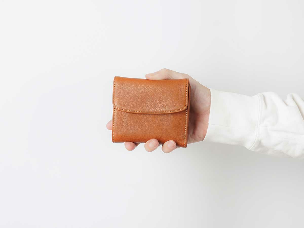 コルレオーネ　外小銭入れ二つ折り財布