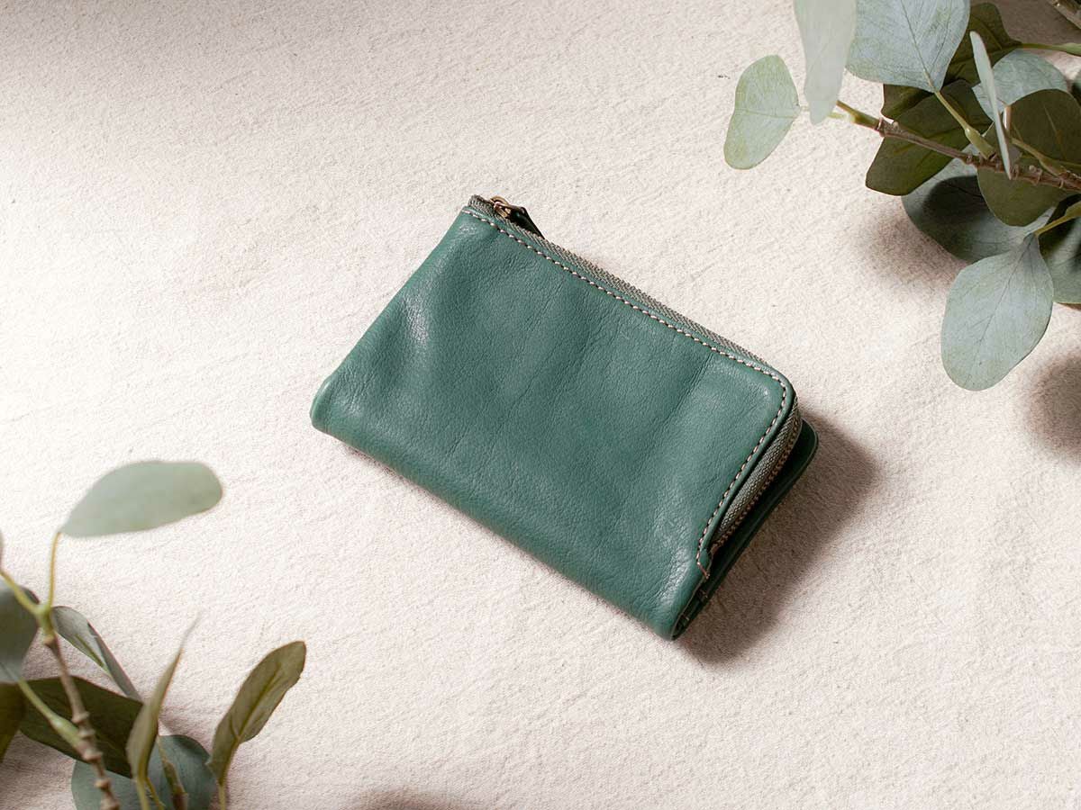 コルレオーネ　外L字ファスナー二つ折り財布