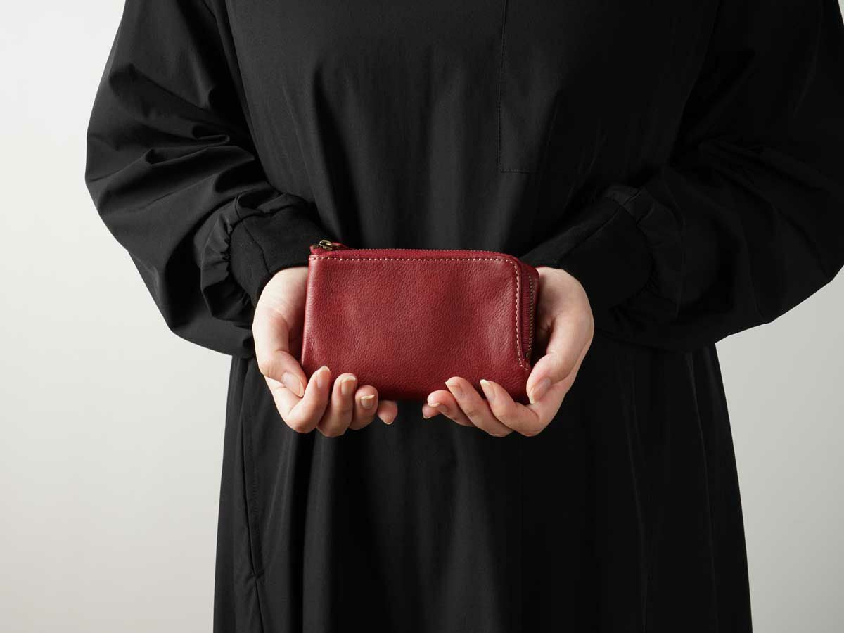 コルレオーネ　外L字ファスナー二つ折り財布