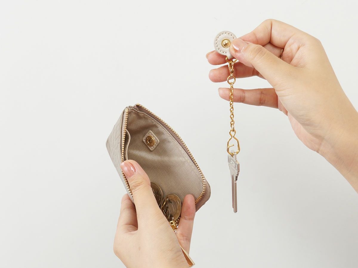 クロコ　キーチェーン付きL字ファスナー小銭入れ