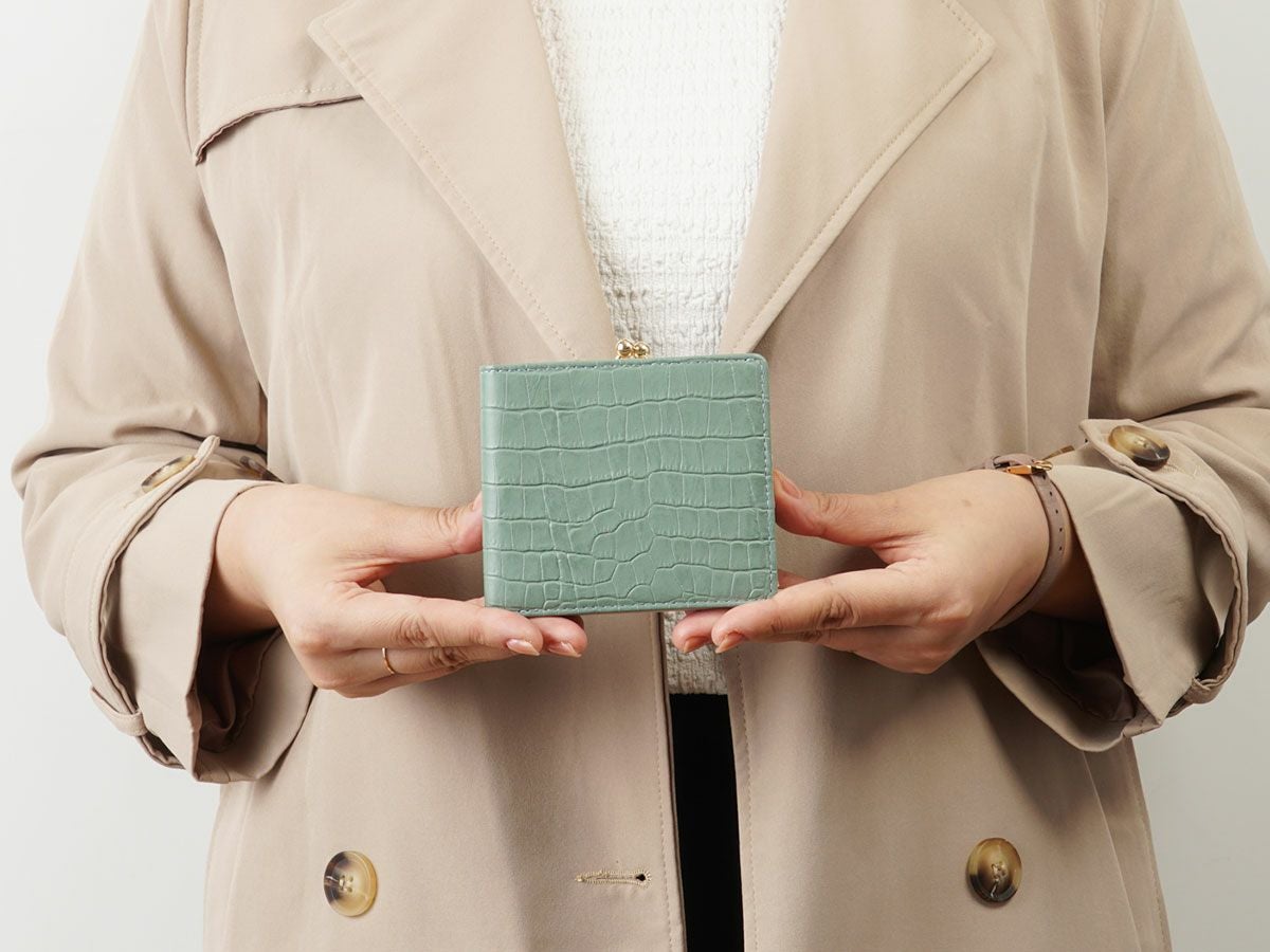 クロコ　外がま口二つ折り財布