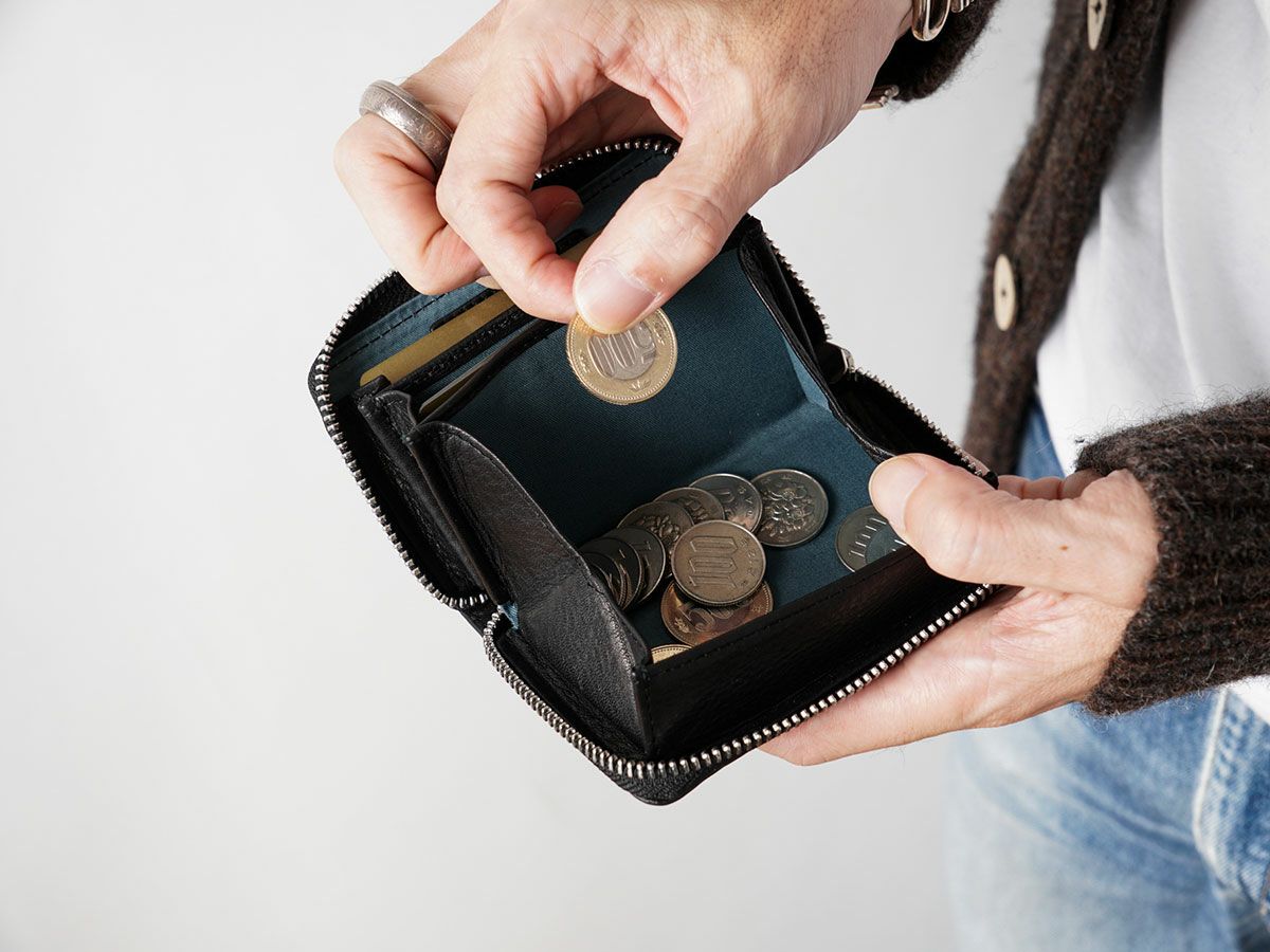 ブラックメッシュ　ラウンドファスナーボックス小銭入れ