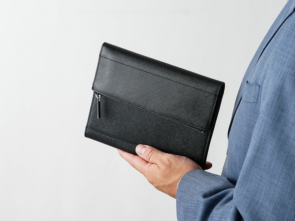 モメンタム　ペンケース付きノートカバー