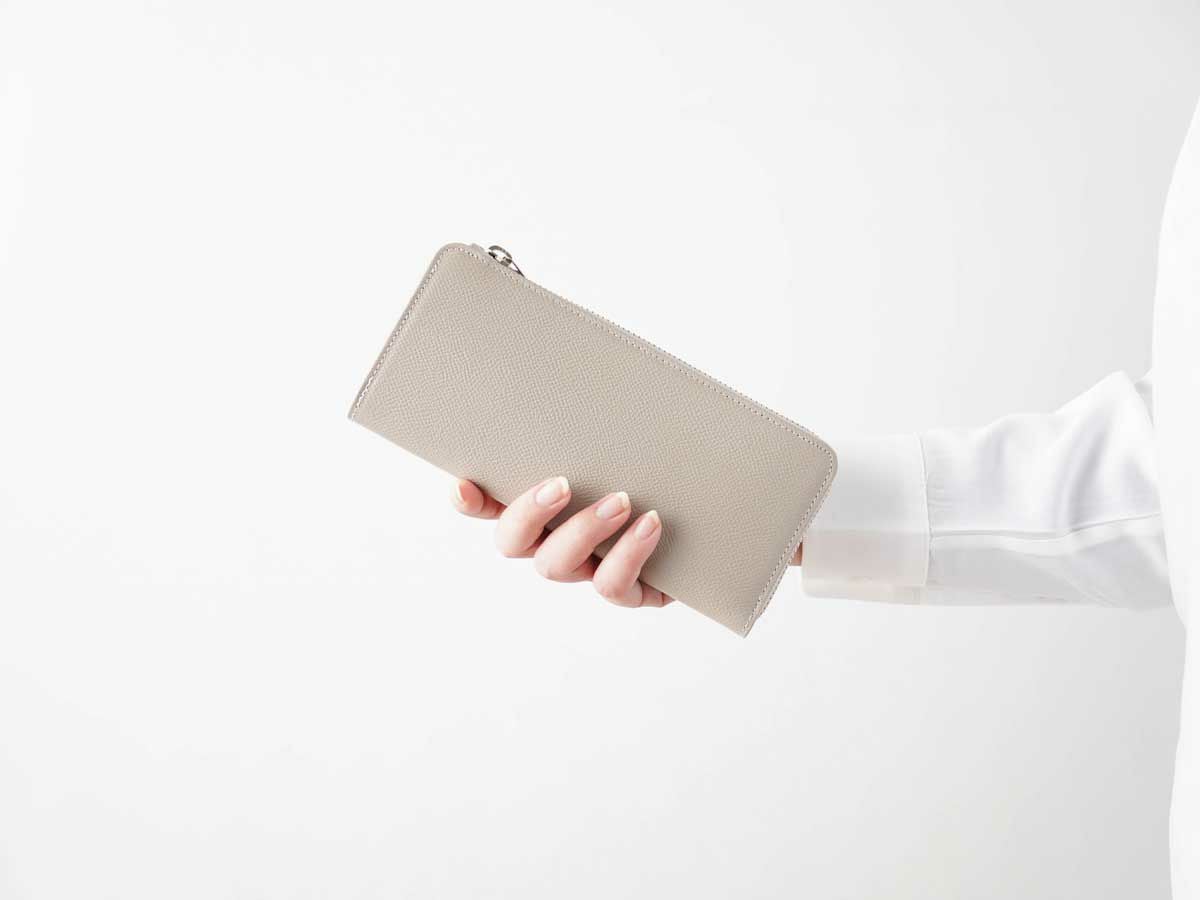 エンボス　L字ファスナー長財布