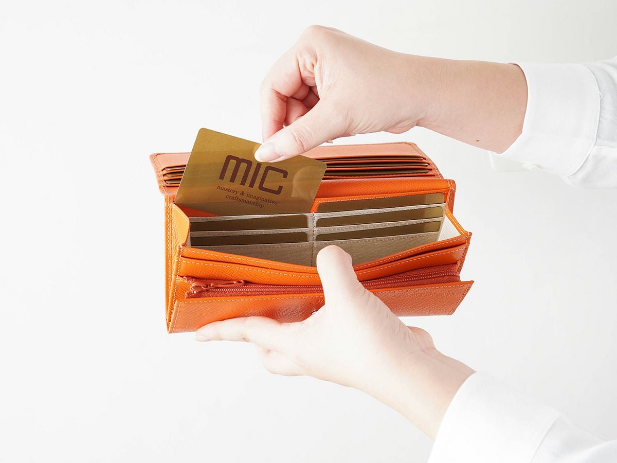 エンボス　中L字ファスナー長財布